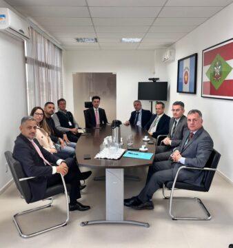Imagem representativa da investigação de fraudes no Programa Universidade Gratuita em Santa Catarina