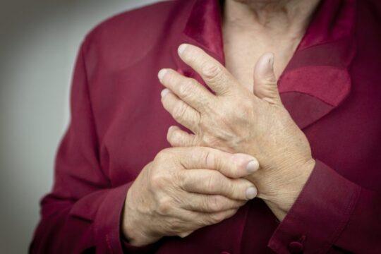 Pessoa com fibromialgia