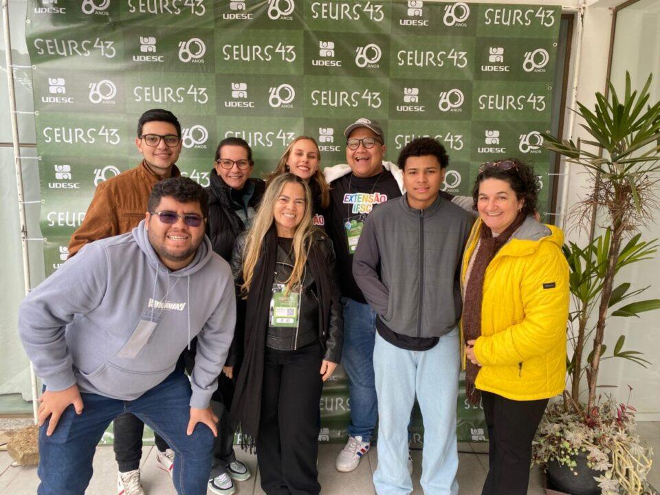Estudantes e servidores do IFSC no evento
