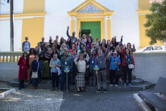 Grupo de peregrinos visitando São José