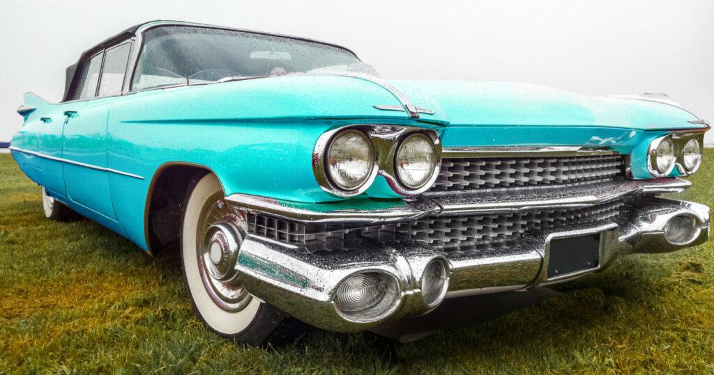 Carros clássicos em exposição