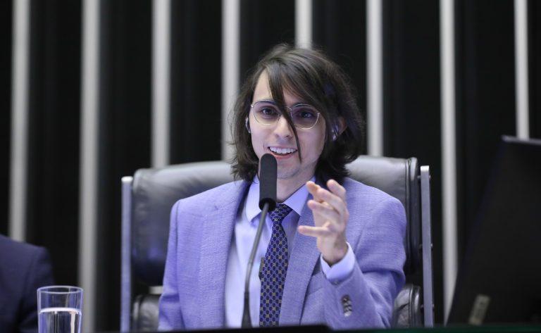 Projeto de Lei incentiva municípios com lei atualizada para o 5G