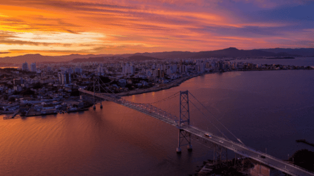 Imagem ilustrativa do mercado imobiliário de Florianópolis em 2025