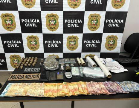 Skunk, haxixe e dinheiro apreendidos durante operação policial