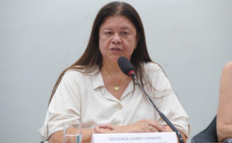 Instituição de longa permanência para idosos