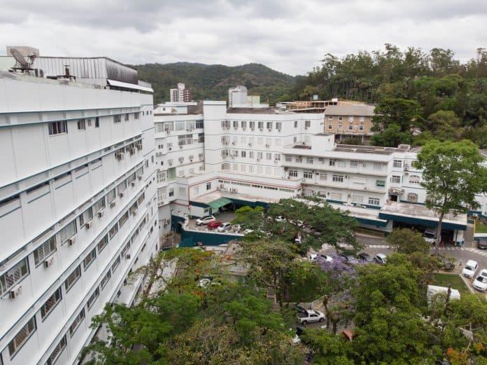 Associação de Hospitais em SC