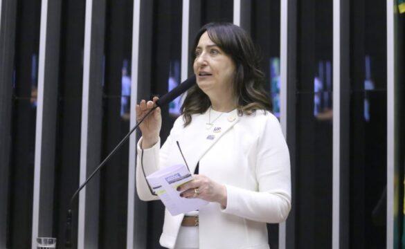 Crianças em atendimento psicológico no SUS