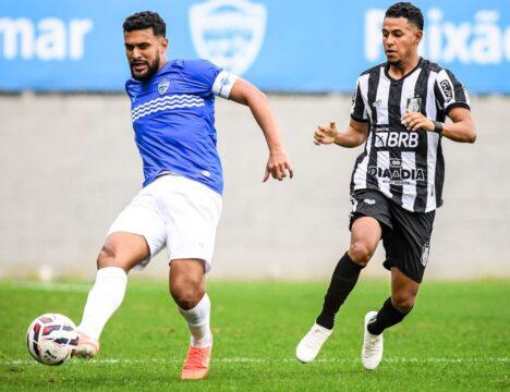 Barra FC comemora vitória sobre Ceilândia
