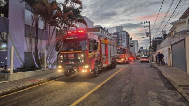 Resgate de Bombeiros em Apartamento em Chamas em Florianópolis