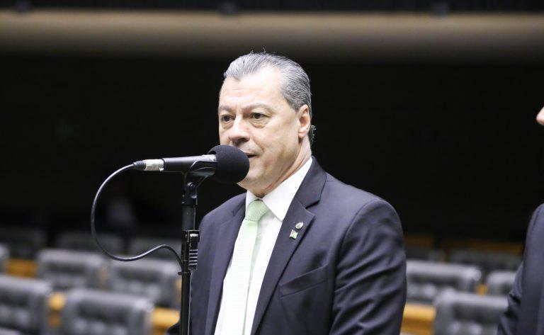 Cadastro de voluntários em ações de apoio em desastres