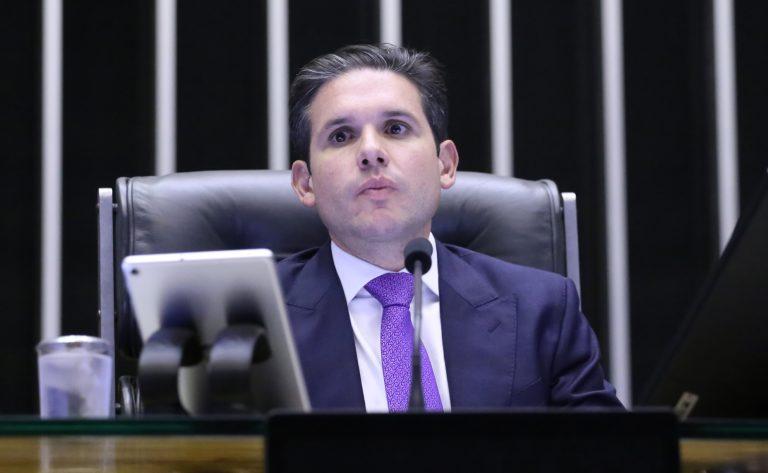 Projeto de Lei sobre datas de concursos e vestibulares