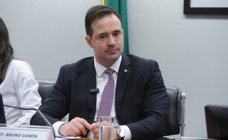 Conselhos Profissionais e Prevenção ao Suicídio