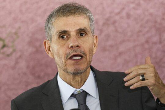 Ministro Sidônio Palmeira em debate sobre política de comunicação do governo