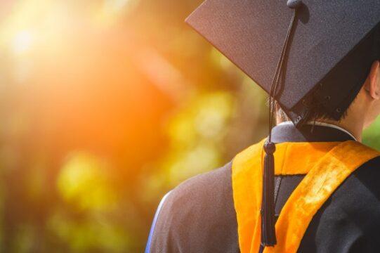 Inclusão de Pessoas com Deficiência nas Universidades