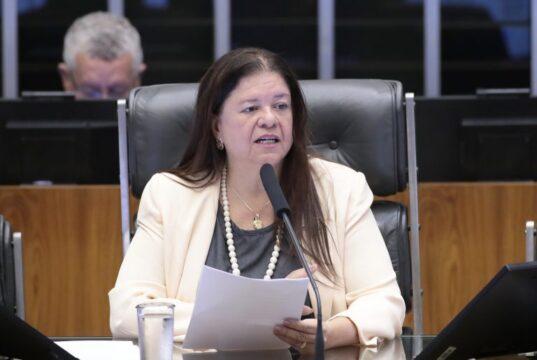 Imagem representativa do projeto de lei que garante status de lei ao Disque 100