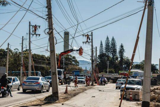 Troca da Fiação de Telefonia em Forquilhas