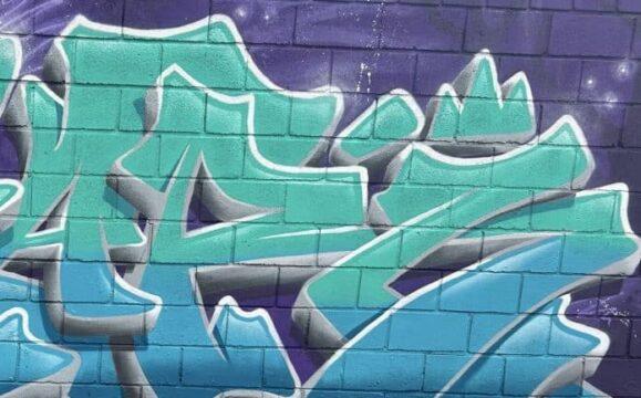 Oficina de Graffiti com Sara Duarte