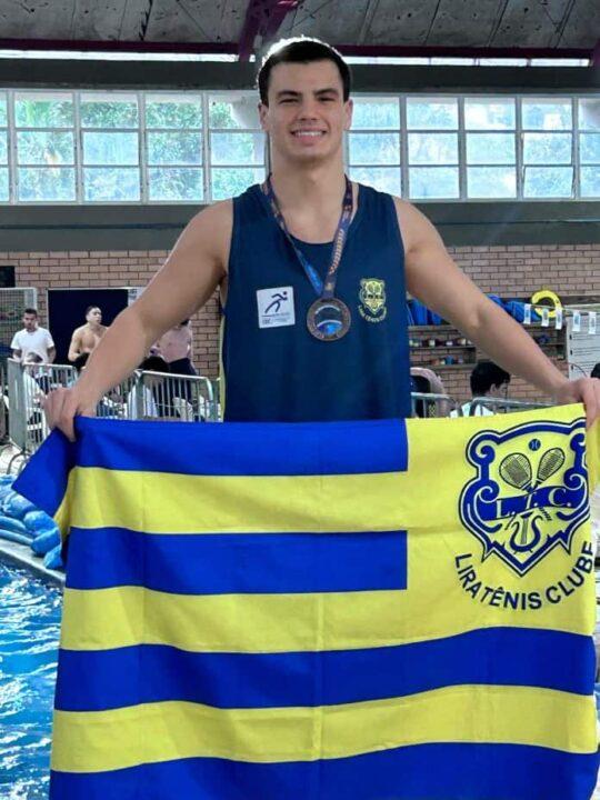 Guilherme Marinho Guglielmo nadando em competição