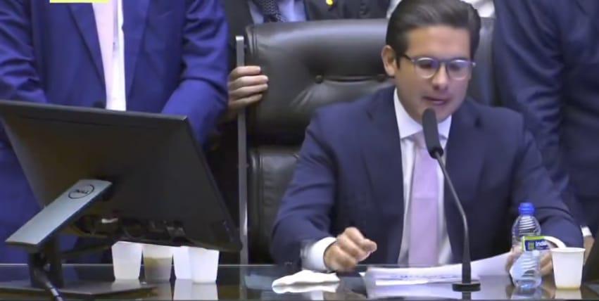 Deputados catarinenses e presidente da Câmara dos Deputados, Hugo Motta, em reunião