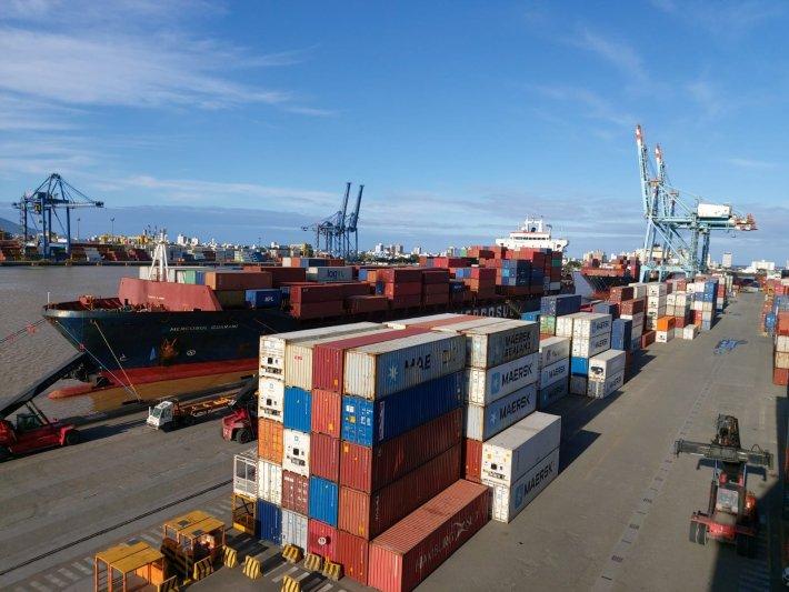 Governador de SC anuncia medidas de apoio às empresas impactadas pelo tarifaço americano