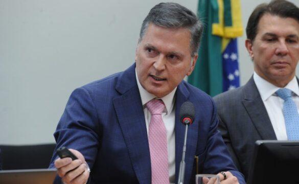 Juristas e sindicatos anunciam acordo