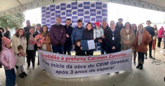 CEIM Girassol no bairro Caroba