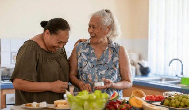 Palestra sobre nutrição consciente e longevidade saudável
