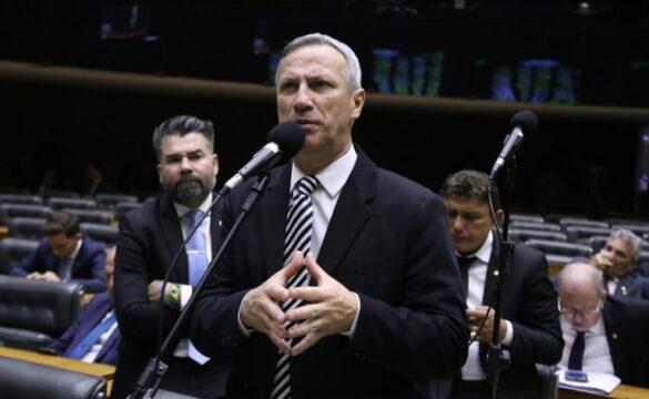 Imagem representando o Programa Nacional de Proteção e Acolhimento ao Idoso (Pronai)