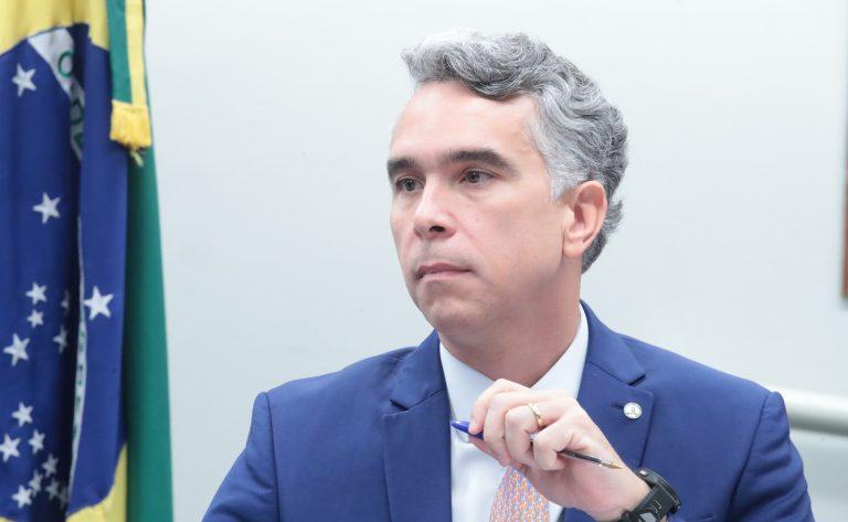 Imagem representativa de um projeto de lei para alfabetização