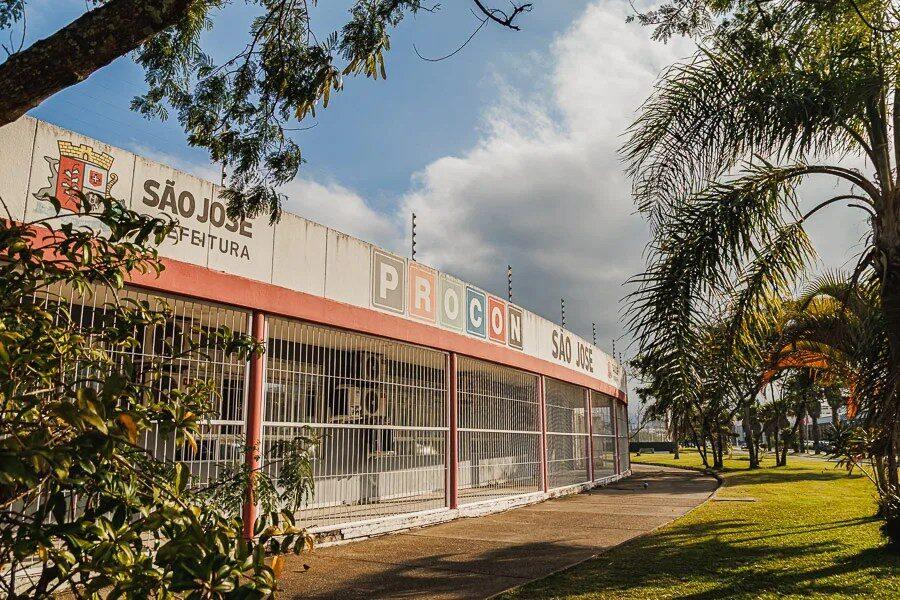 Remoção de propagandas de cigarros eletrônicos