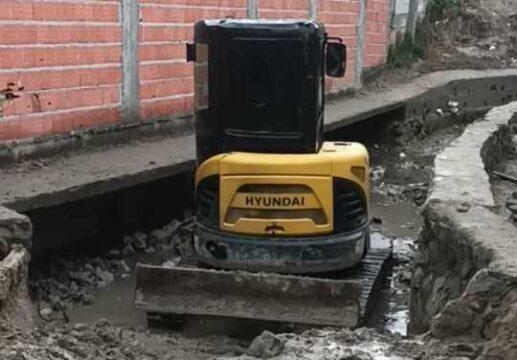 Recuperação de córrego na Rua Sabiá em São José
