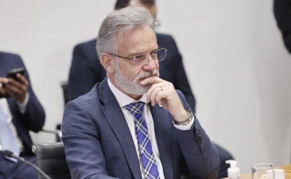 Remoção de vítimas e veículos após acidente de trânsito