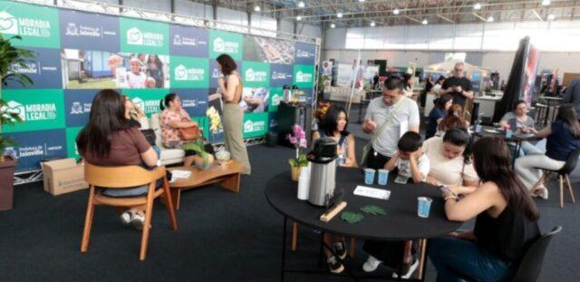 Imagem ilustrativa da participação da Sehab de Joinville no Salão do Imóvel 2025