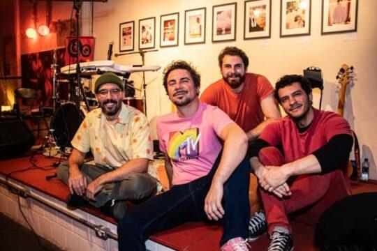 Diversidade sonora - Show Lado B em Florianópolis