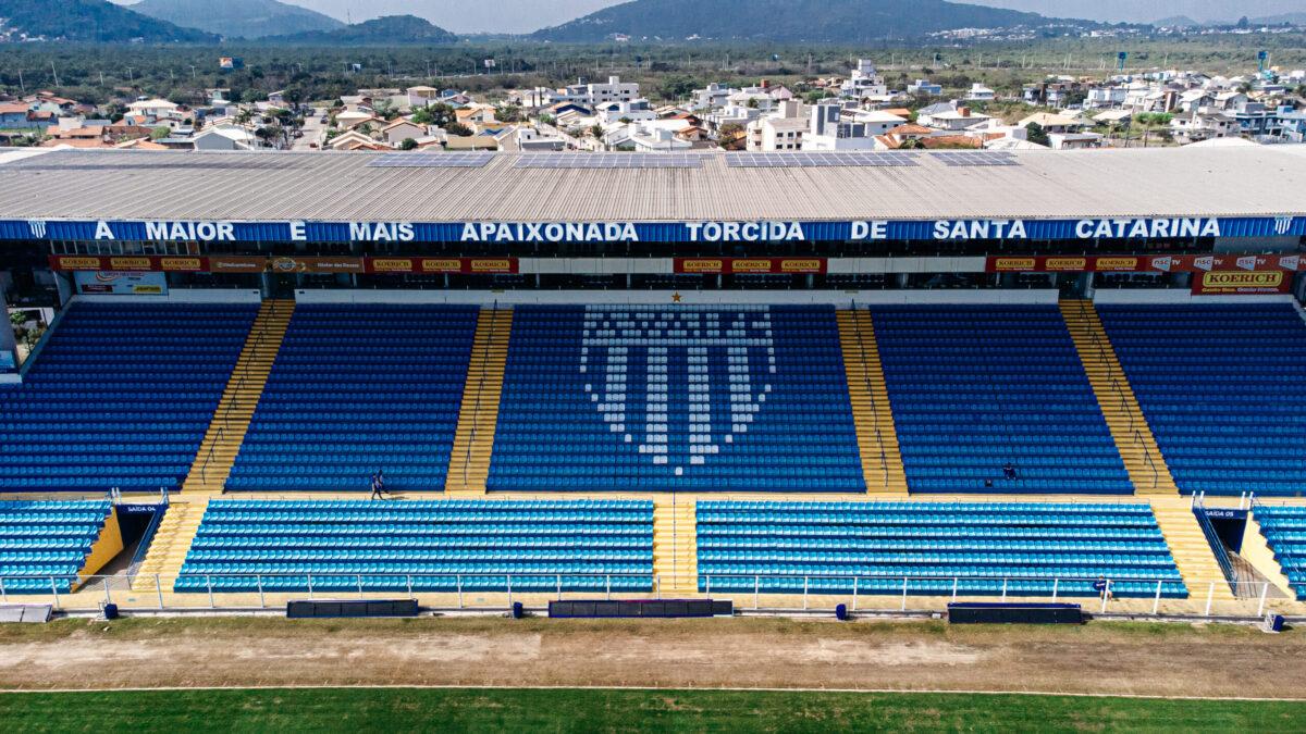 Treino de bola parada do Avaí antes do jogo contra o Amazonas