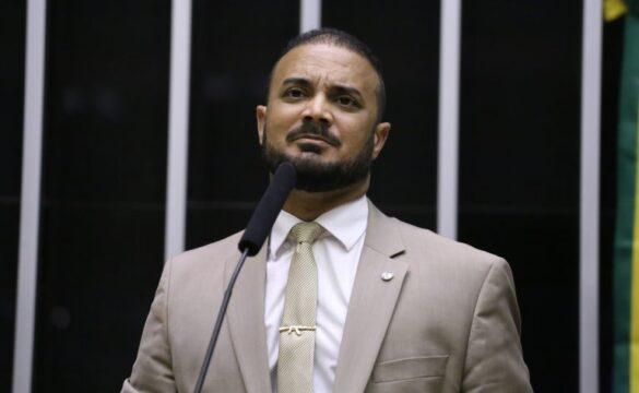 Imagem representativa de um aplicativo para envio de demandas de segurança pública