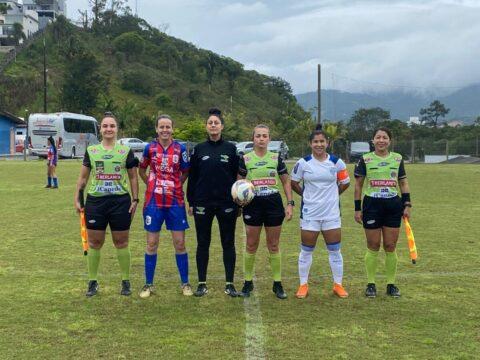 Avaí/Kindermann enfrenta Marcílio Dias na semifinal do Catarinense Feminino
