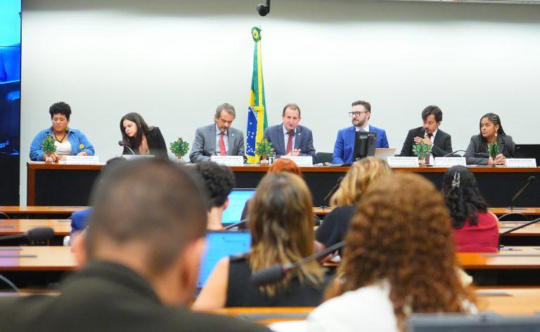 Imagem da COP30 abordando as mudanças climáticas