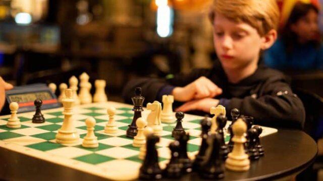 Torneio de Xadrez no Pátio Milano