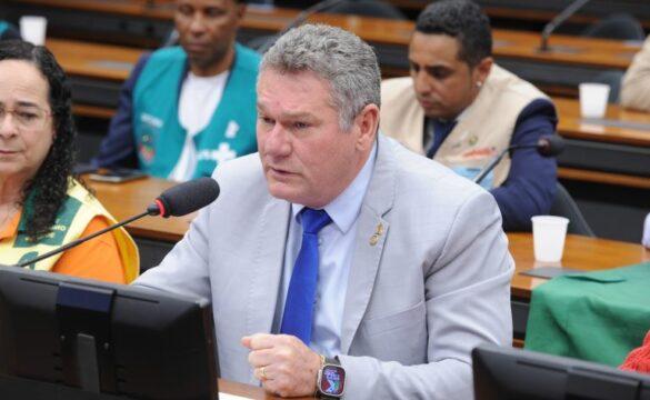 Projeto de Lei para Combater a Exploração Sexual no Turismo