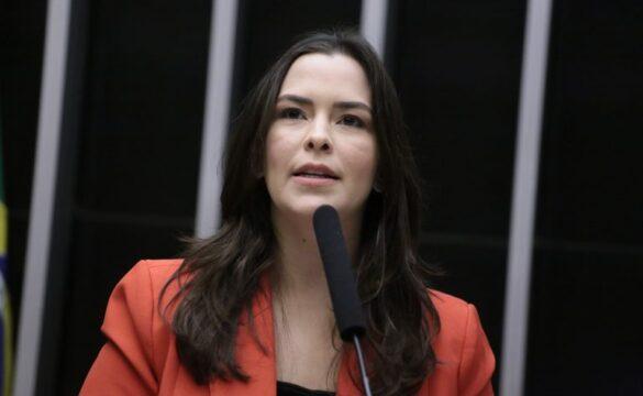 Projeto de Lei - Continuidade do divórcio após falecimento