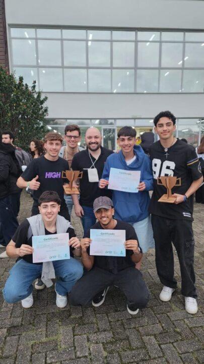 Equipes Mecatronados e MechMinds do IFSC Câmpus Lages