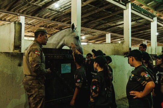 Estudantes participam do Programa Protetores Ambientais na Cavalaria da Polícia Militar