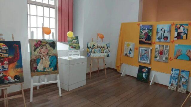 Alunos da Escola Profissional na Casa da Cultura de São José