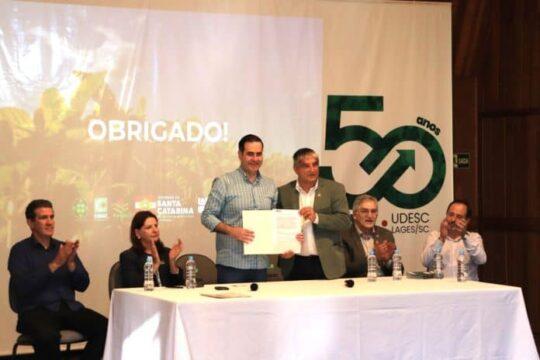 Imagem representativa das florestas comerciais plantadas em Santa Catarina