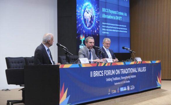 Moedas digitais e comércio internacional