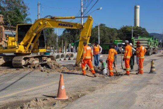 Obras de drenagem em São José