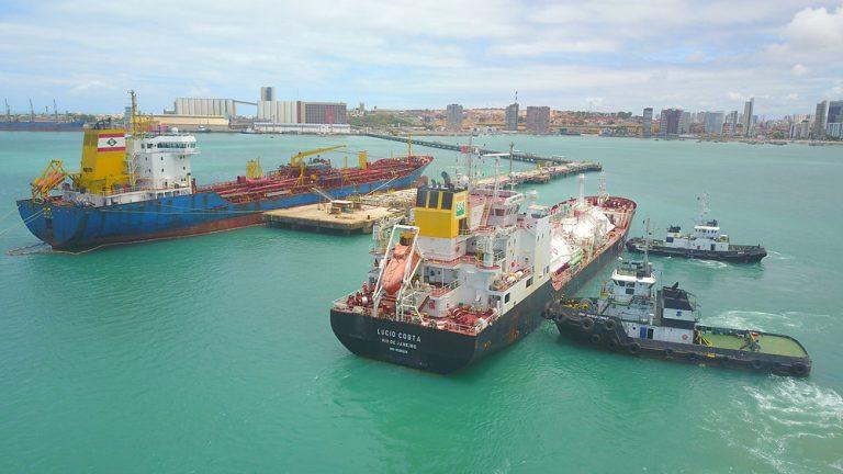 Equipamentos e estudos náuticos da Companhia Docas do Ceará em 2025