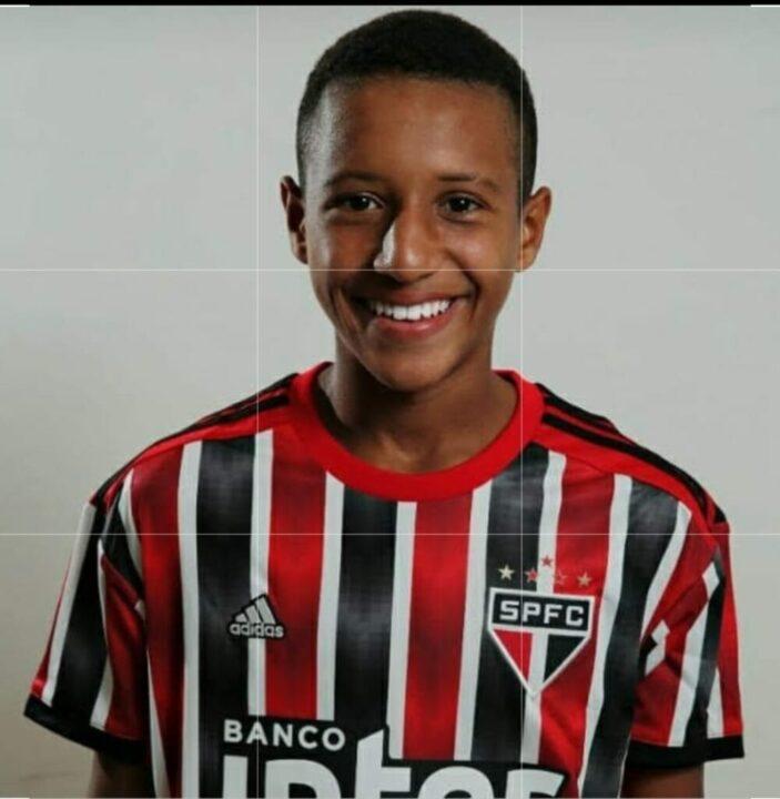 Empresário Jean Pierre Branco investindo na formação de jogadores em Joinville