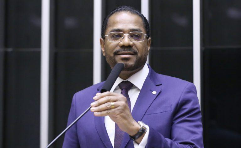 Ilustração representando o cancelamento simplificado de contratos de renovação automática